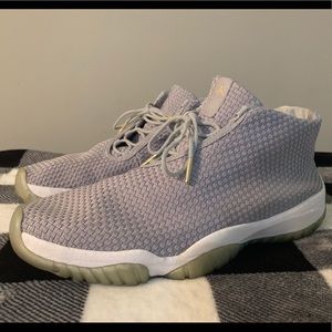 Jordan Future Mid